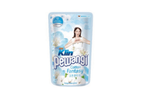 Soklin Pewangi Cotton Fantasy Pch 780ml